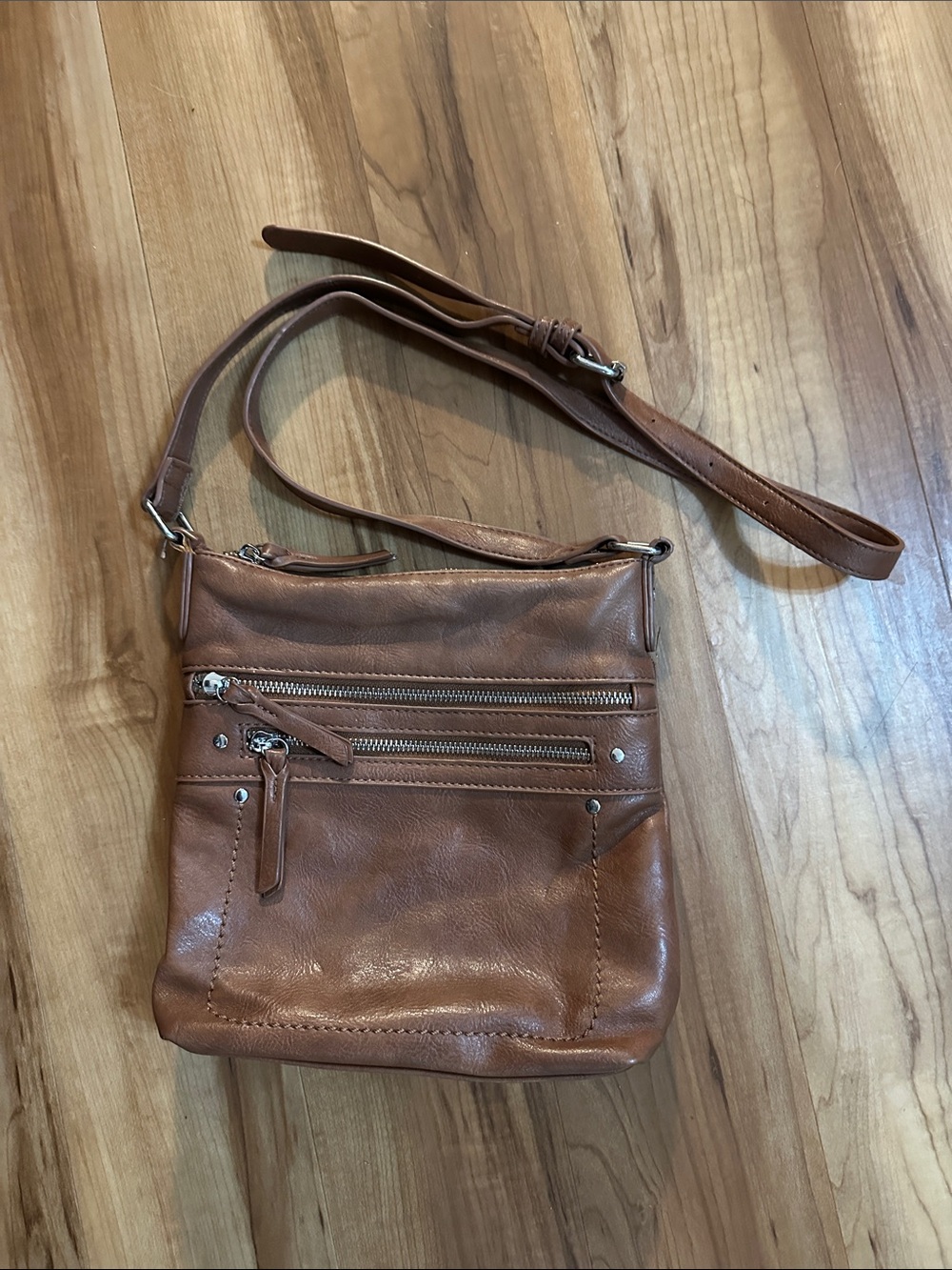 Everyday crossbody Bag in Tan